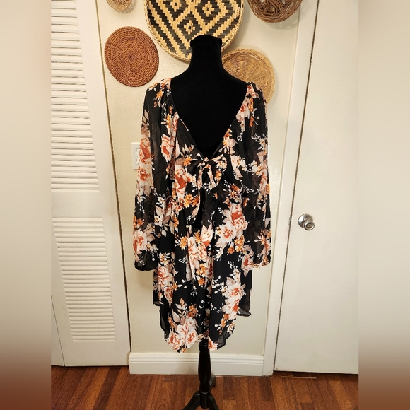Black Floral Long Sleeve Mini Dress With Tie Back - Picture 9 of 12